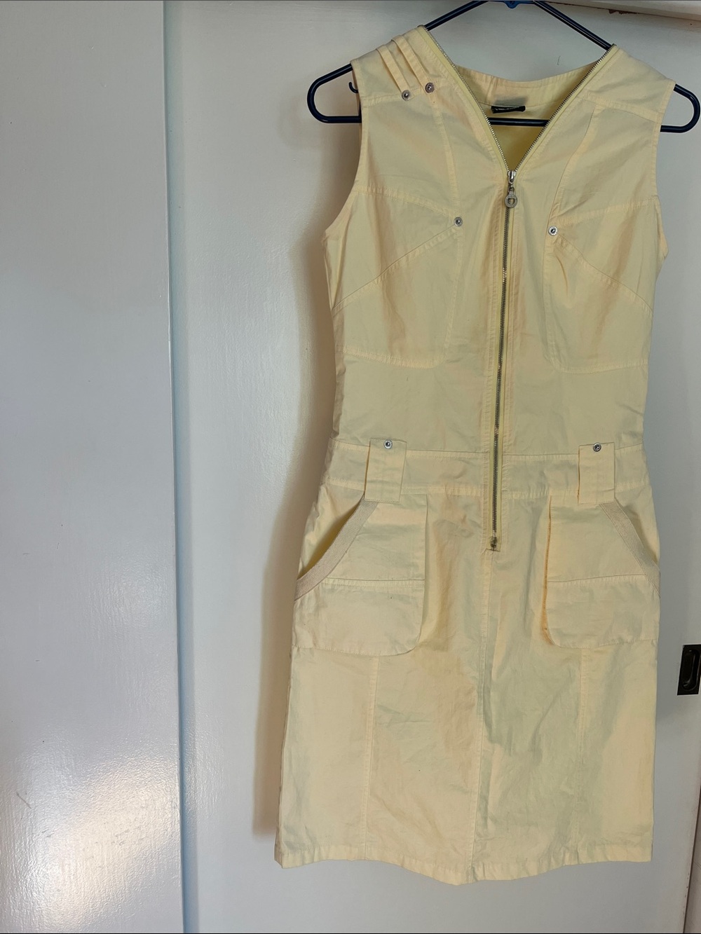 D&G Pale Yellow Sleeveless Zip-Front Dress